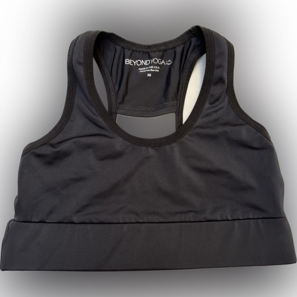 Beyond Yoga Sports Bra - Picture 1 of 2